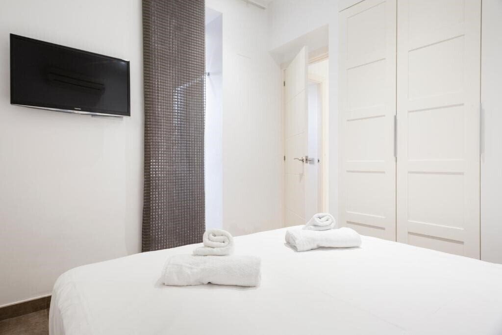 Картинка Stay U-Nique Apartments Eixample Center 4*