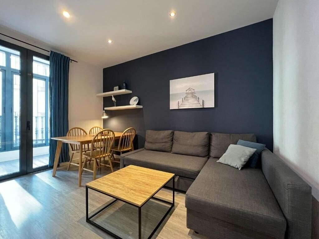 Готель Stay U-Nique Apartments Rossello 4*