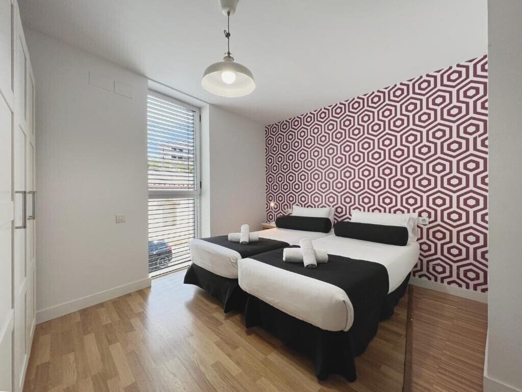 Отель Stay U-Nique Apartments Pellaires 4*