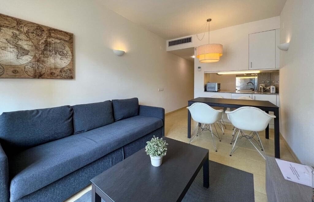 Изображение Stay U-Nique Apartments Pau Claris 4*