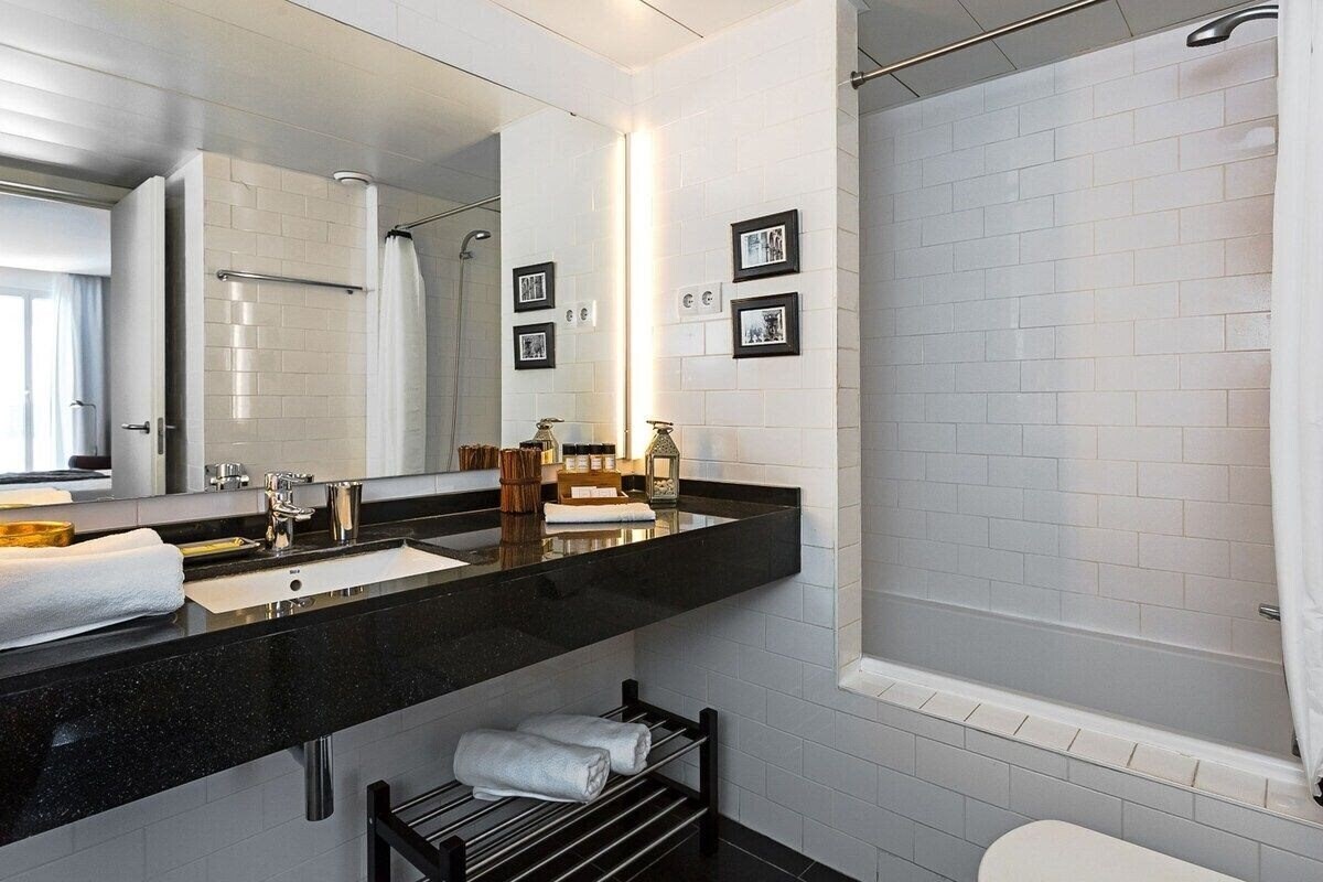 Картинка Urban District Apartments Rambla Suites & Pool 4*