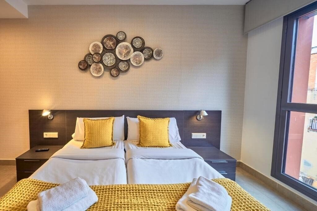 Отель Bonavista Apartments Virreina 4*