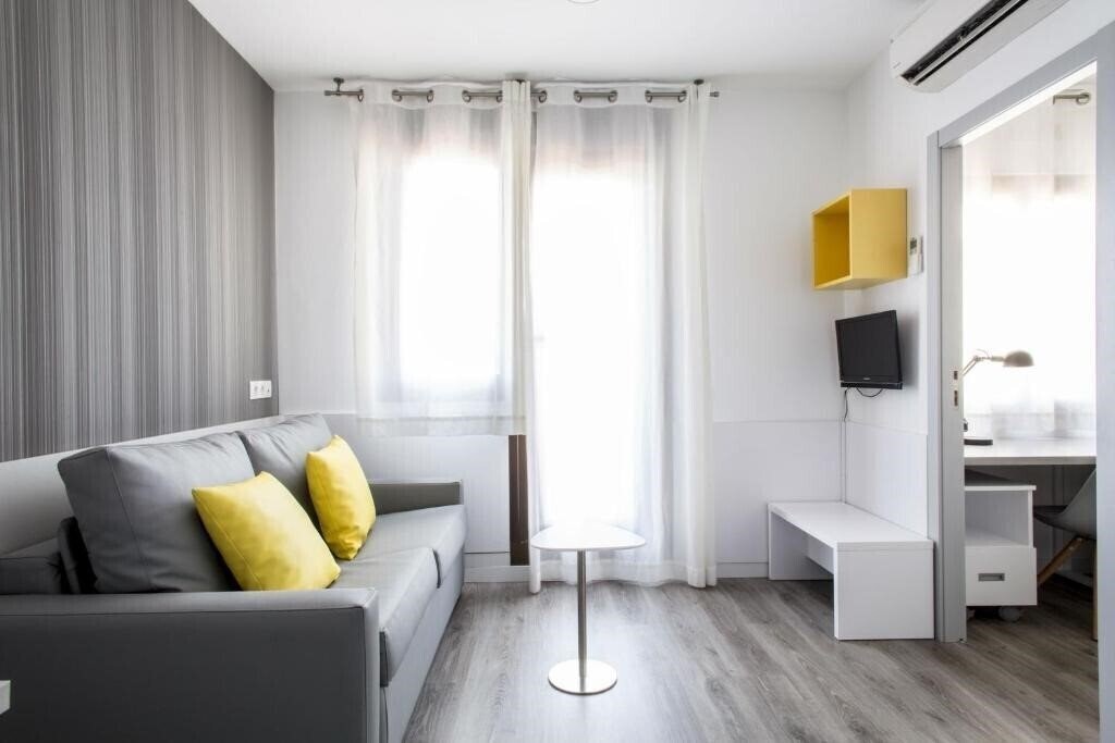 Изображение Residencia Universitaria Barcelona Diagonal 2*