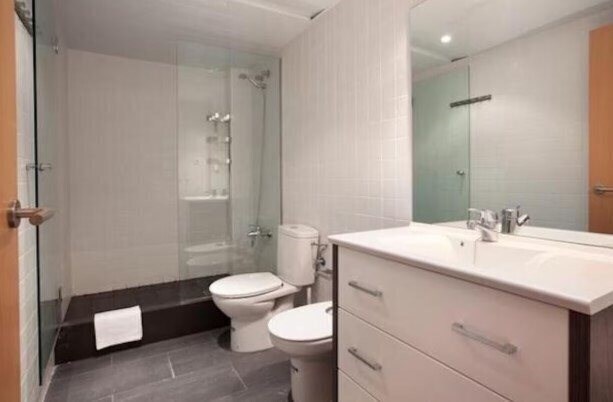 Картинка Park Guell Apartments 3*