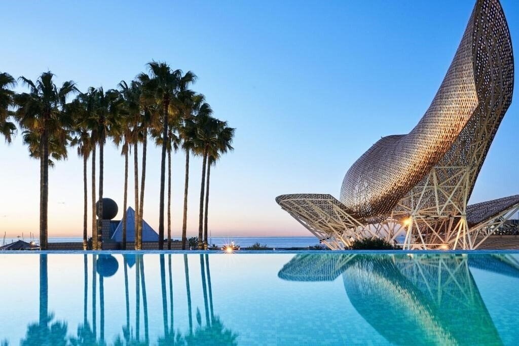 Готель Arts Barcelona 5*