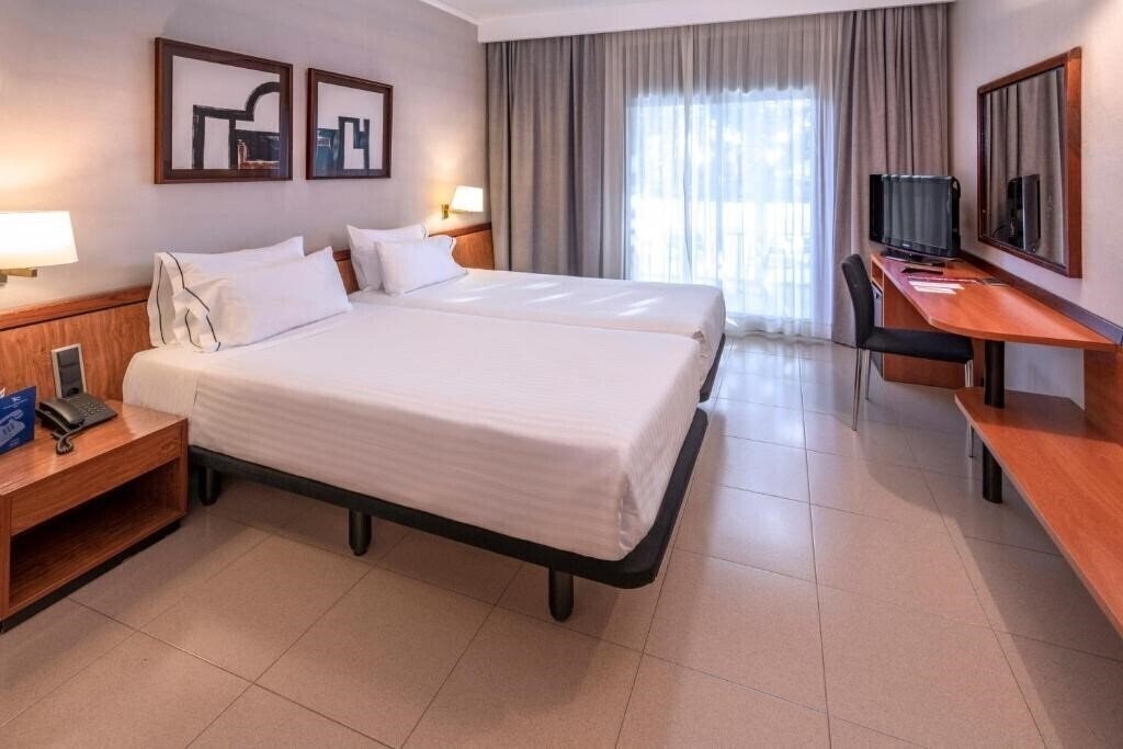 Картинка Ciudad de Castelldefels 3*