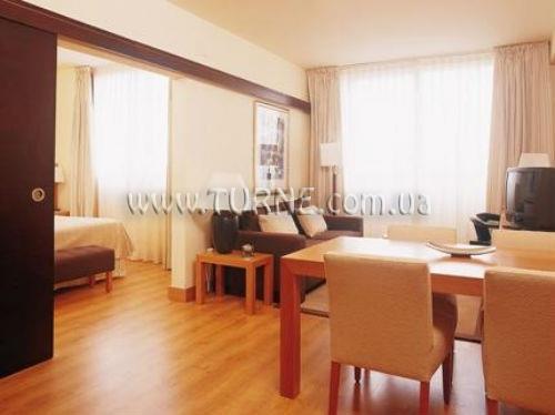 Готель Hesperia Sant Just 4*