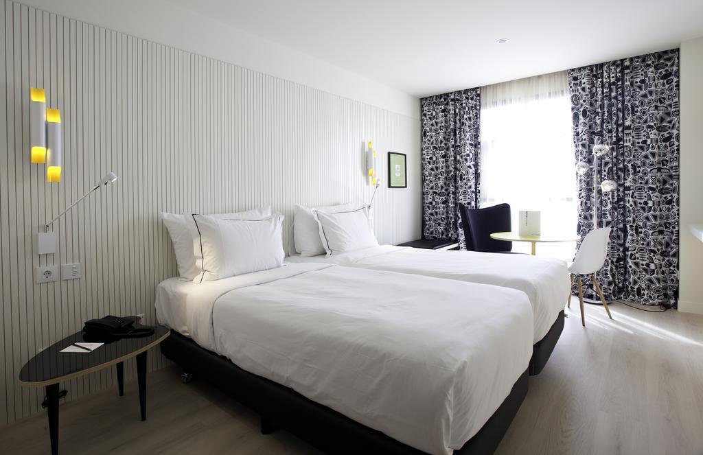 Готель Vincci Bit 4*