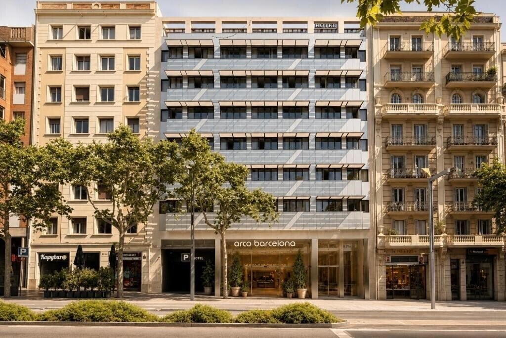 Отель Hcc Lugano 3*
