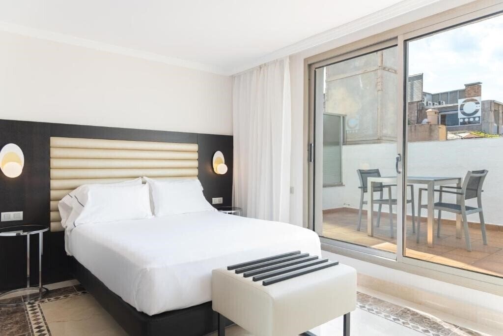 Отель Exe Cristal Palace 4*
