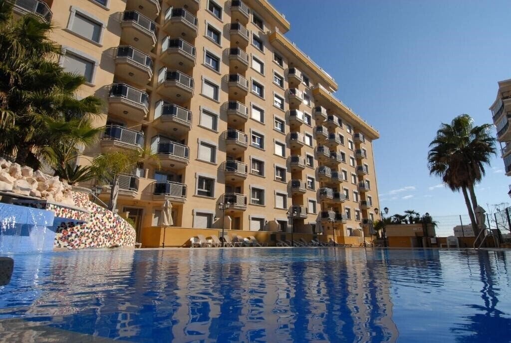Отель Mediterraneo Real Apartamentos 4*