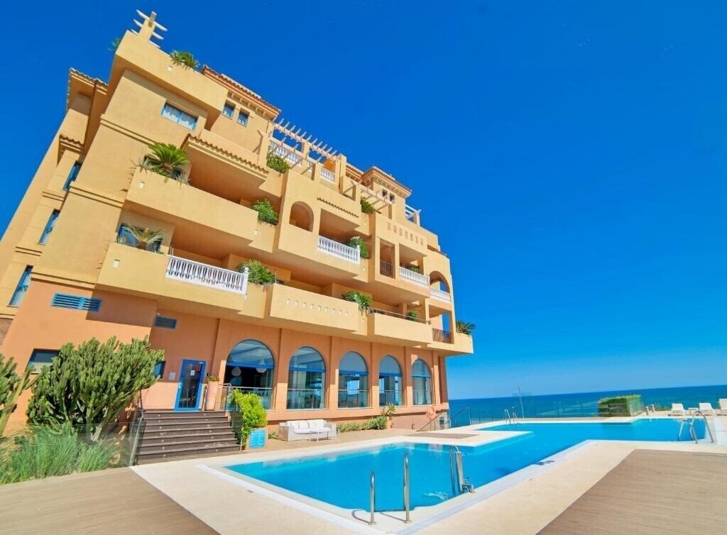 Готель Casamaia Apartments Affiliated by Melia 4*