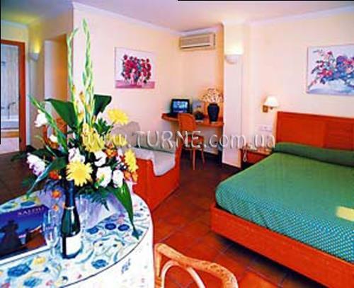 Фото Holiday Hydros 4*