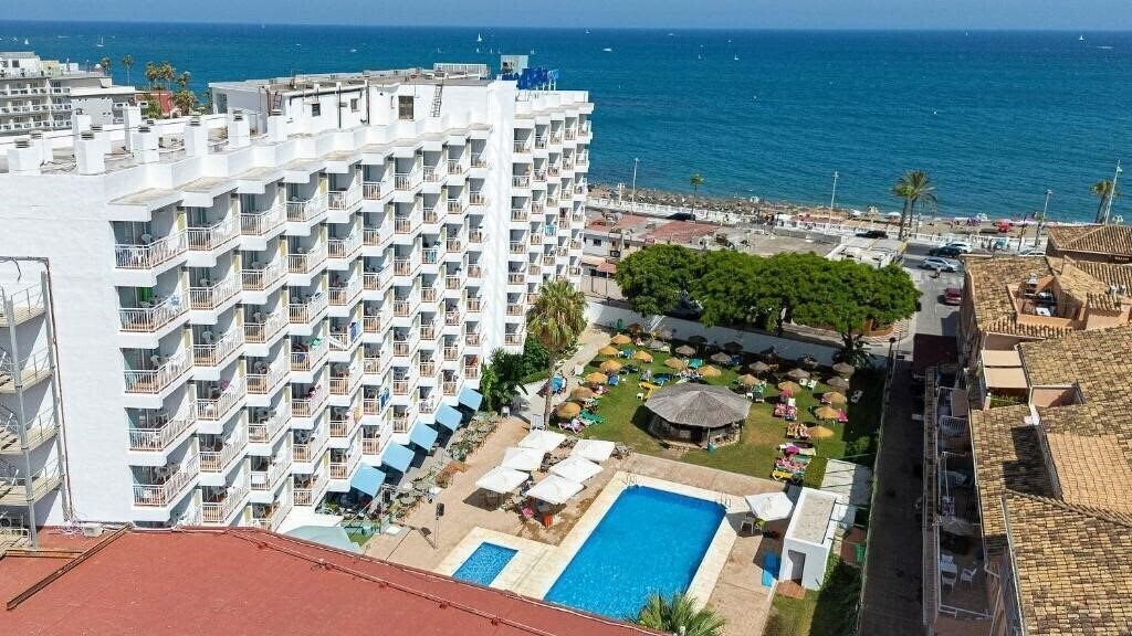Отель MedPlaya Hotel Alba Beach 2*