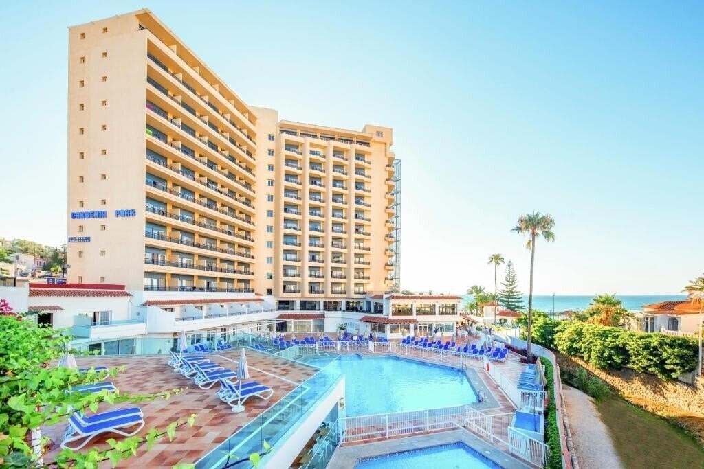 Готель Globales Gardenia 3*