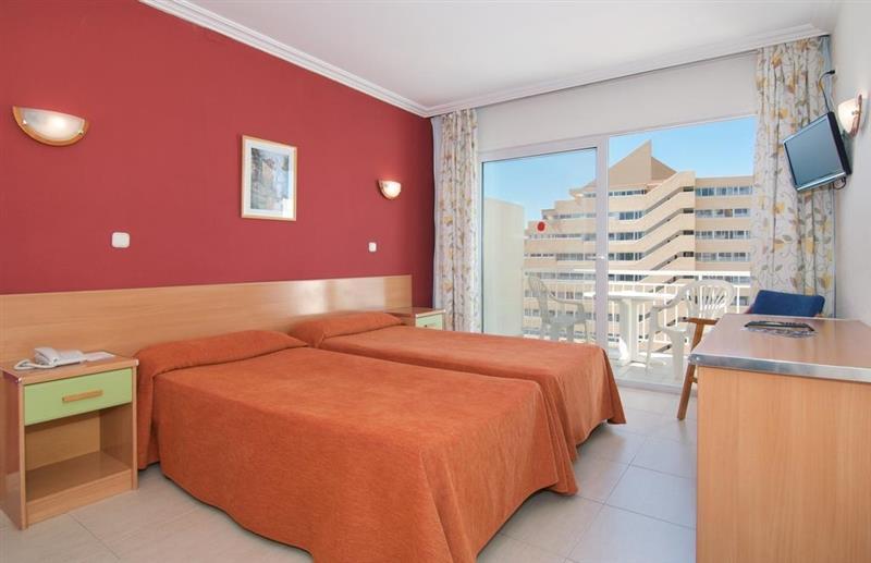 Готель Villasol 3*