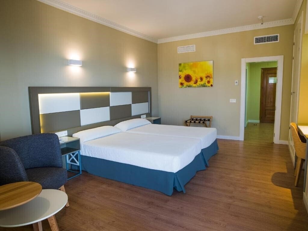 Фото Torreblanca 4*