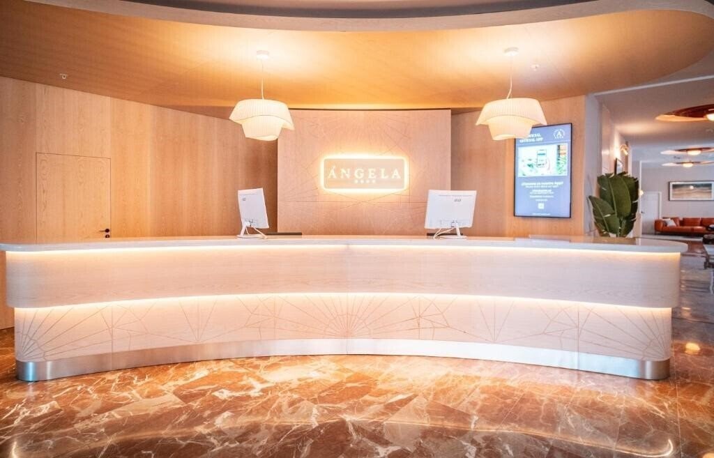 Картинка Angela 4*