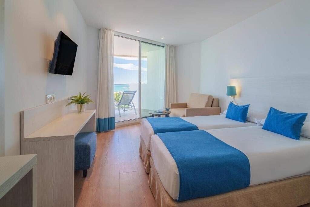 Фотографія Spirit Hotel Benalmadena Beach 4*
