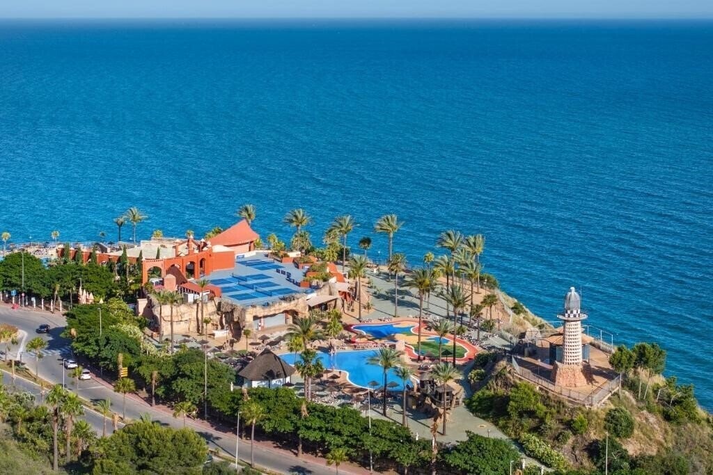 Зображення Holiday World Riwo Hotel 4*