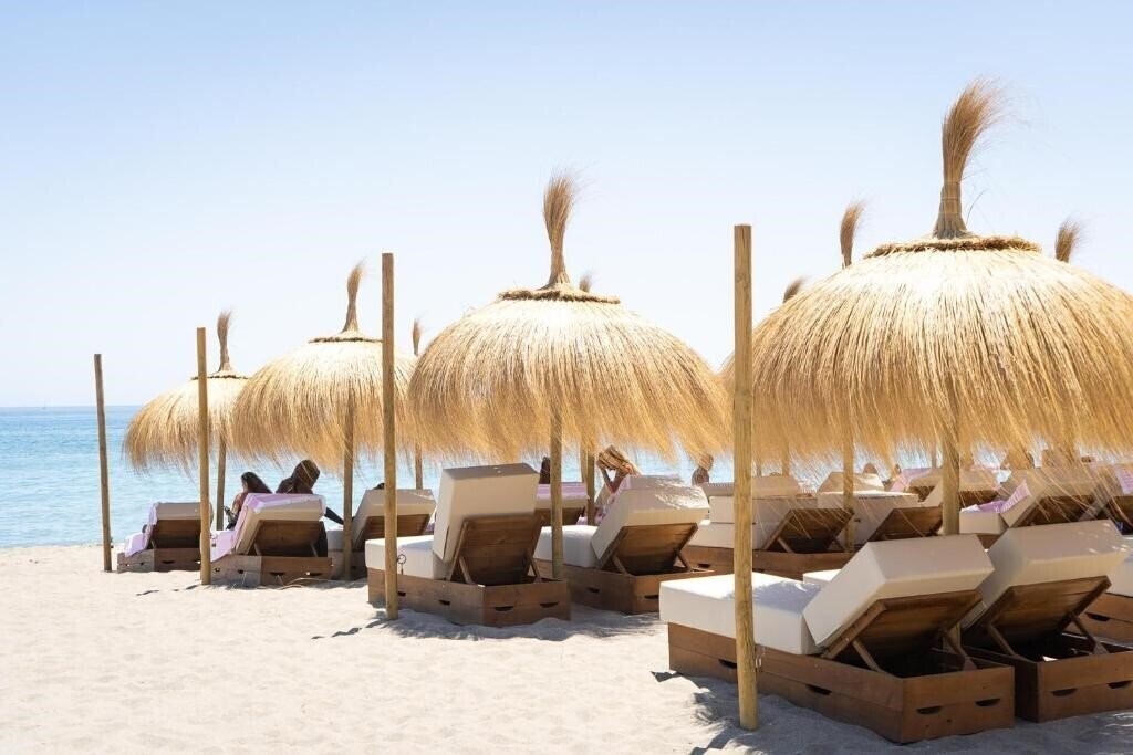 Фото Higueron Hotel Malaga, Curio Collection by Hilton 5*
