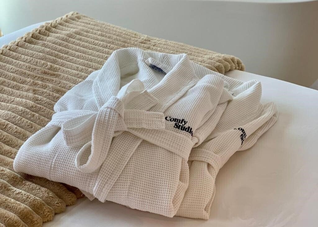 Фото Comfy Studios 3*