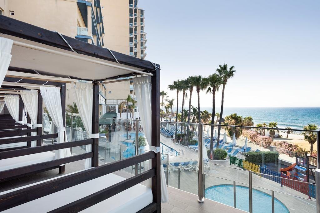 Готель Best Benalmadena 4*