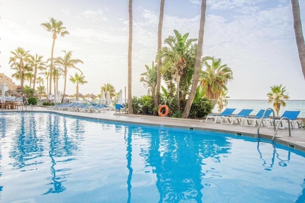 Готель Best Benalmadena 4*