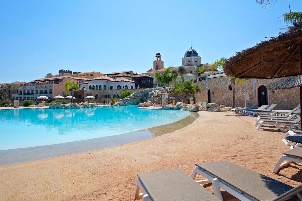 Отель Melia Villaitana 4*