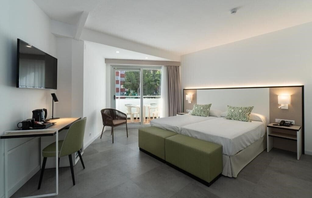 Готель Regente 3*