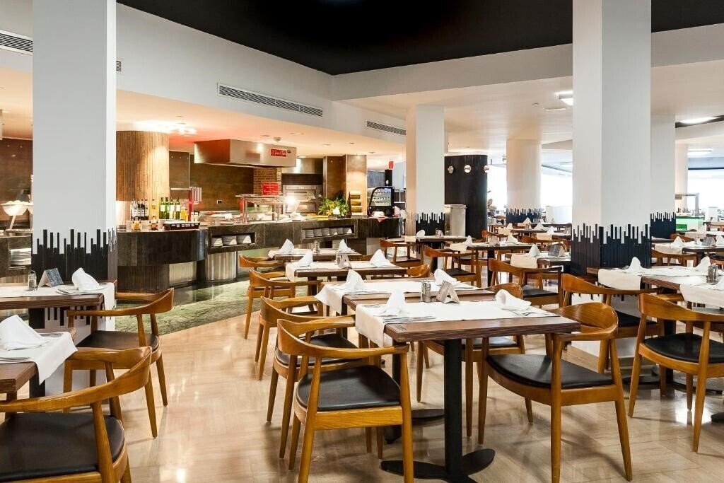 Картинка Sandos Monaco 4*