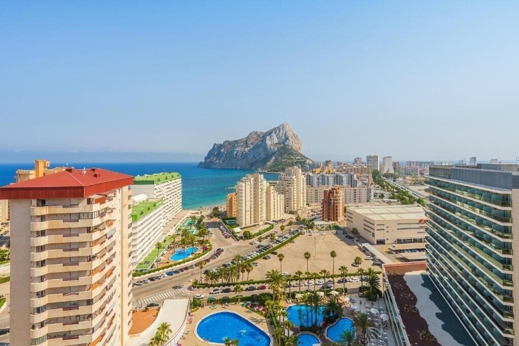 Готель Coral Beach 2*