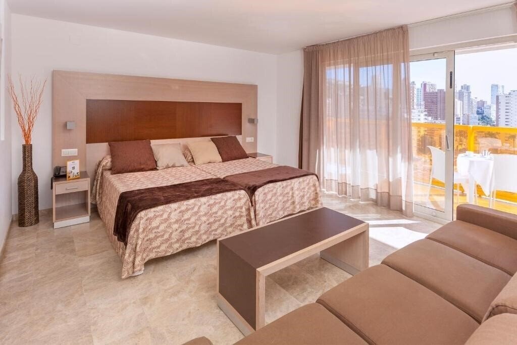 Фото Hotel & SPA Dynastic 4*