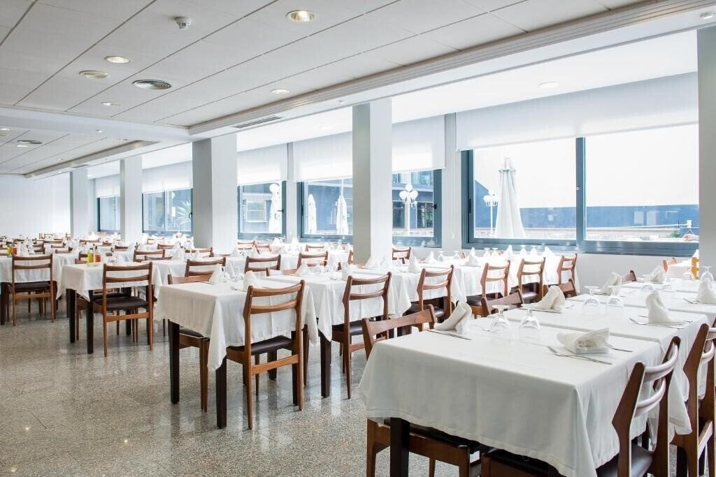 Фотографія Melina 3*