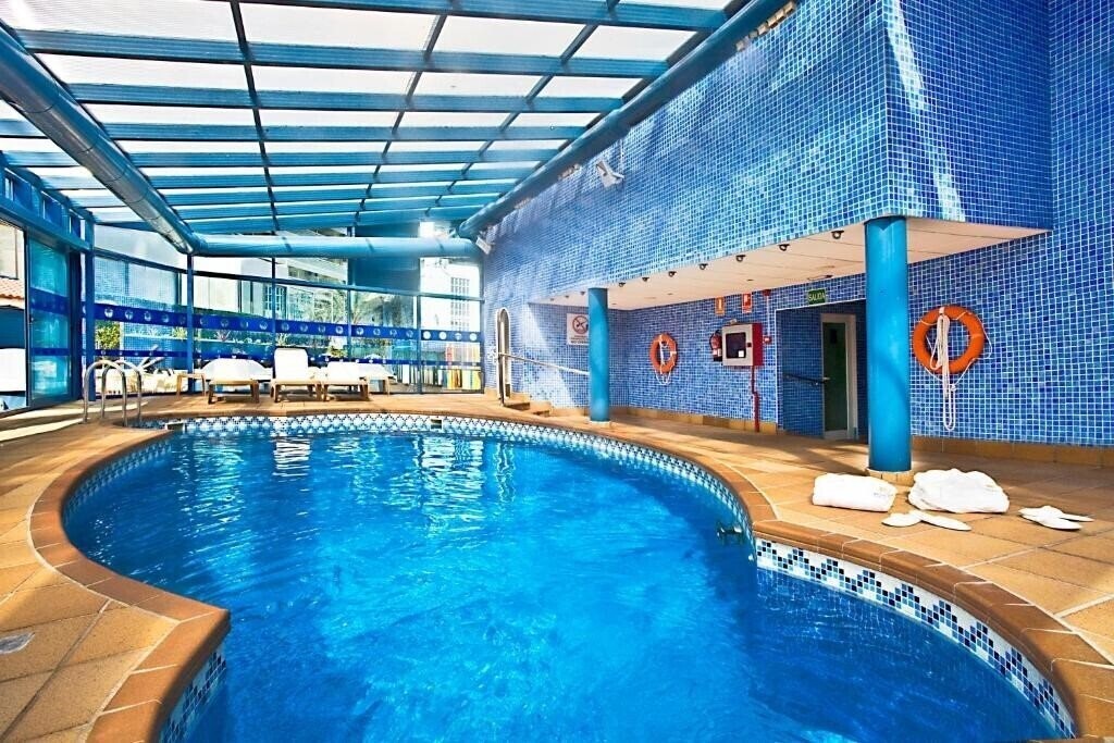 Готель Madeira Centro 4*