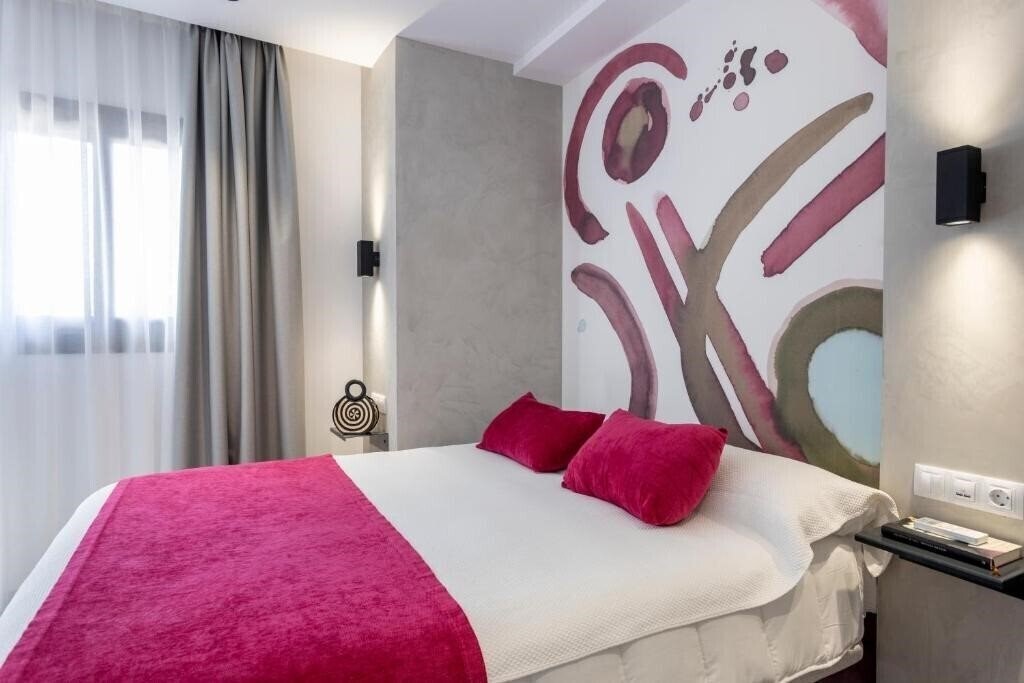 Фото Apartamentos San Jaime Center Suites 3*