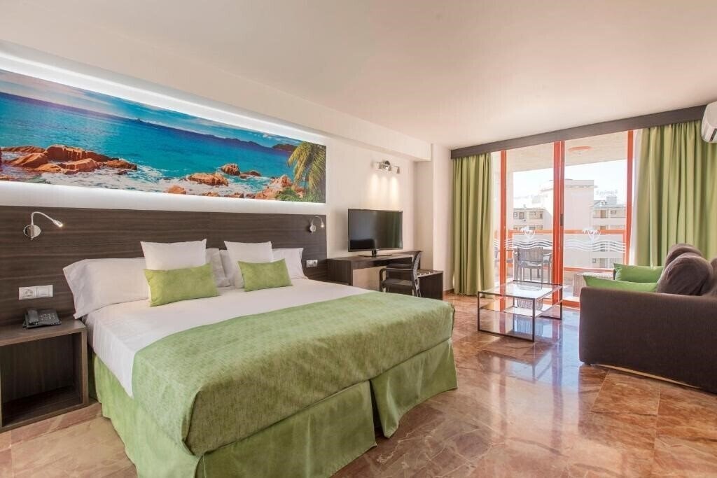 Фото Magic Tropical Splash 4*