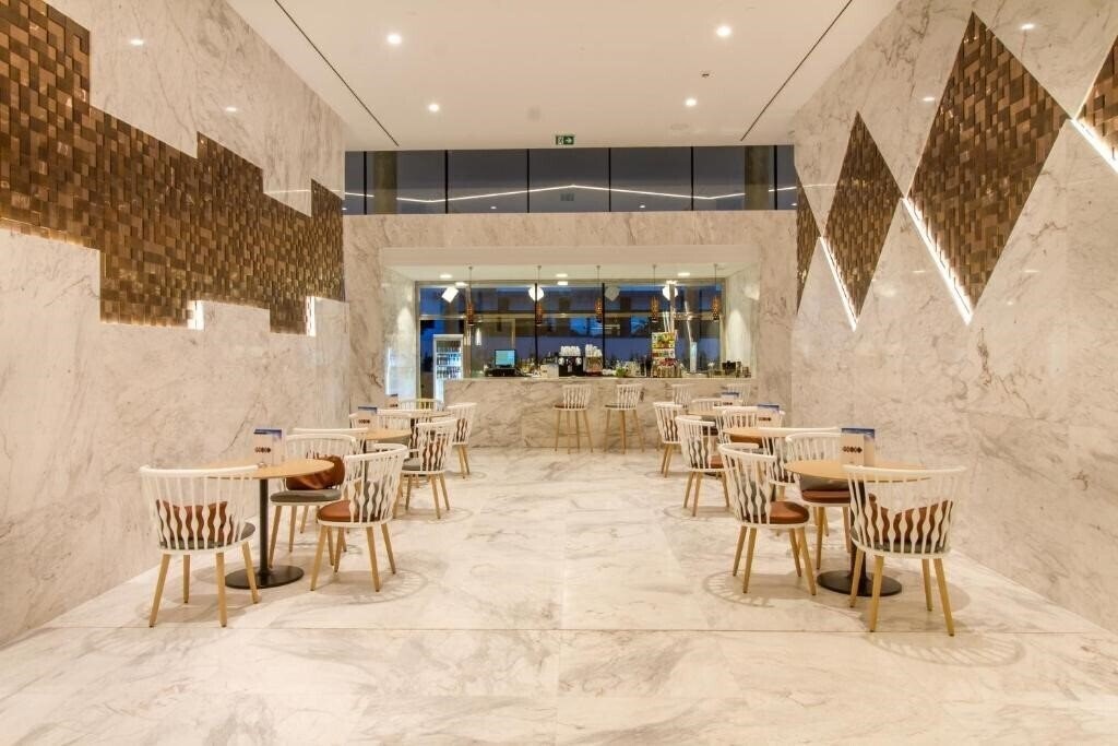 Зображення Estimar Calpe Suitopia 3 & Three 4*