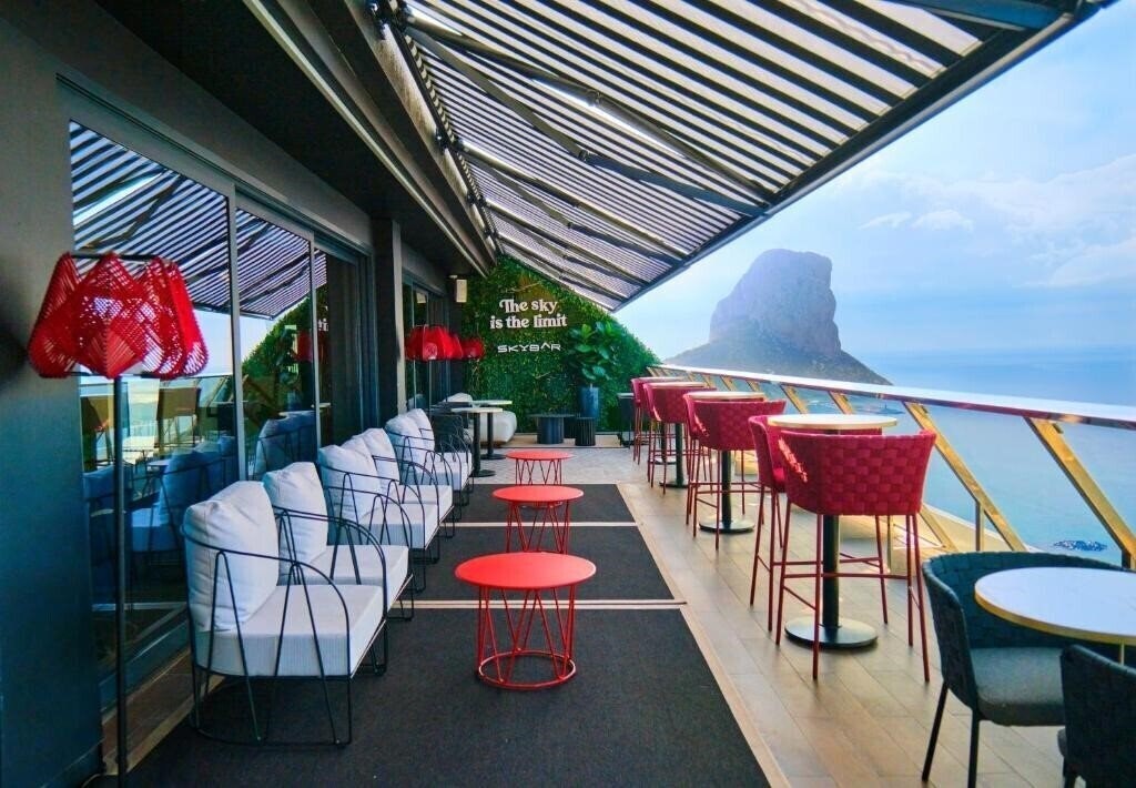Картинка Estimar Calpe Suitopia 3 & Three 4*