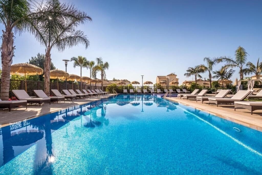 Готель Barcelo La Nucia Hills 5*