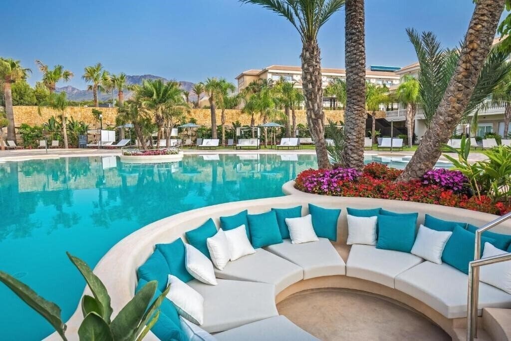 Отель Barcelo La Nucia Palms 5*