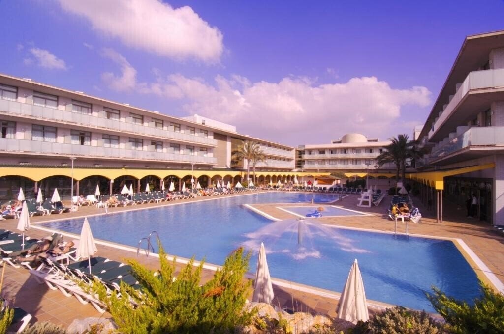 Готель Mediterraneo (Benidorm) 4*