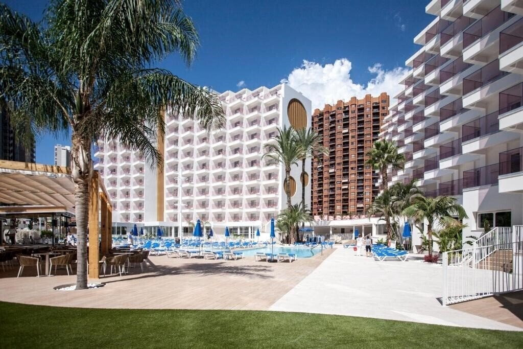 Картинка Ambassador Playa I & II 3*