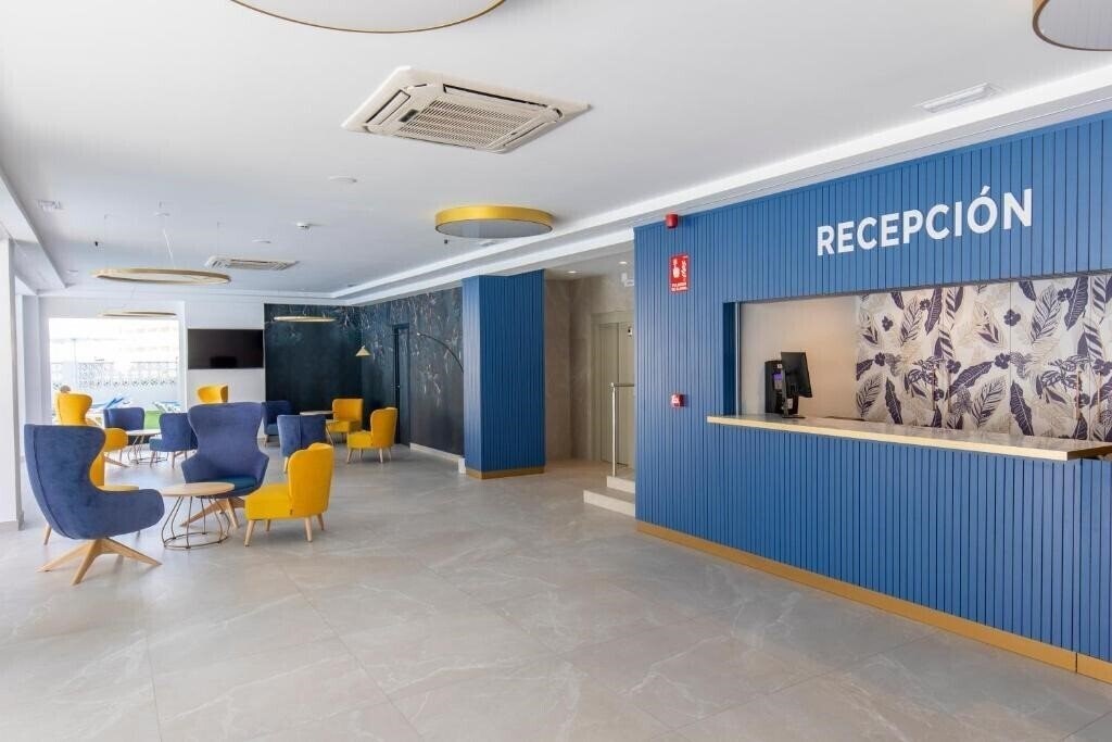 Отель BCL Levante Beach Aparthotel 2*