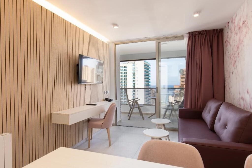 Картинка BCL Levante Beach Aparthotel 2*
