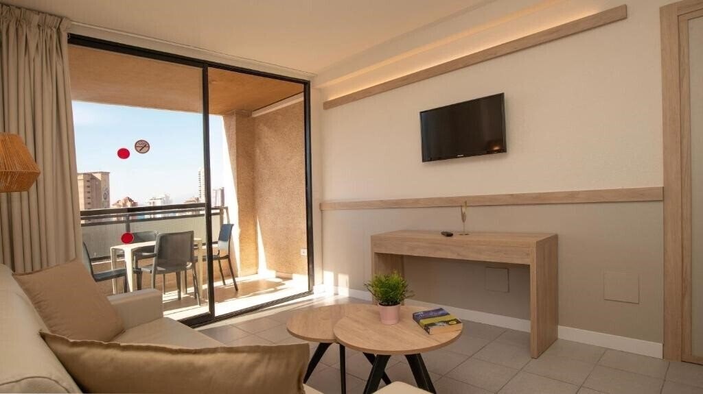 Готель Dynastic Rooms Apartments 3*