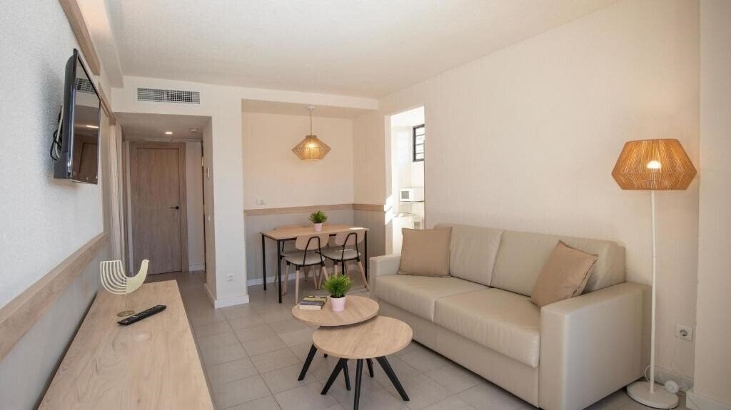 Картинка Dynastic Rooms Apartments 3*