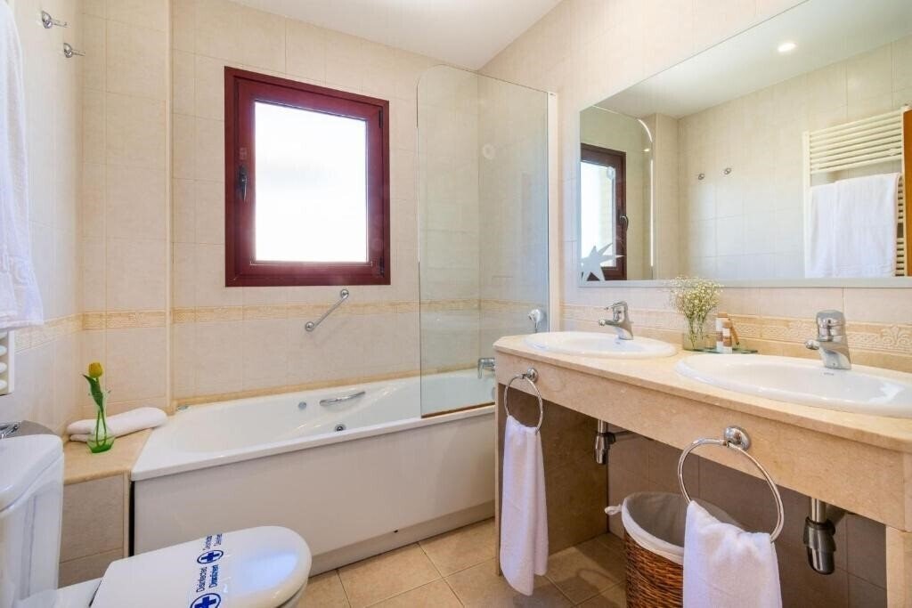 Фото Apartamentos Albir Confort - Avenida Apt 3*