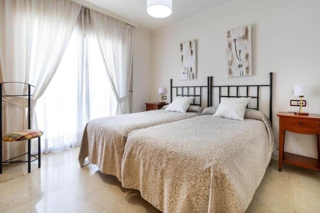 Картинка Apartamentos Albir Confort - Avenida Apt 3*