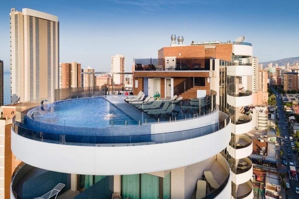Картинка Gold Arcos 4*